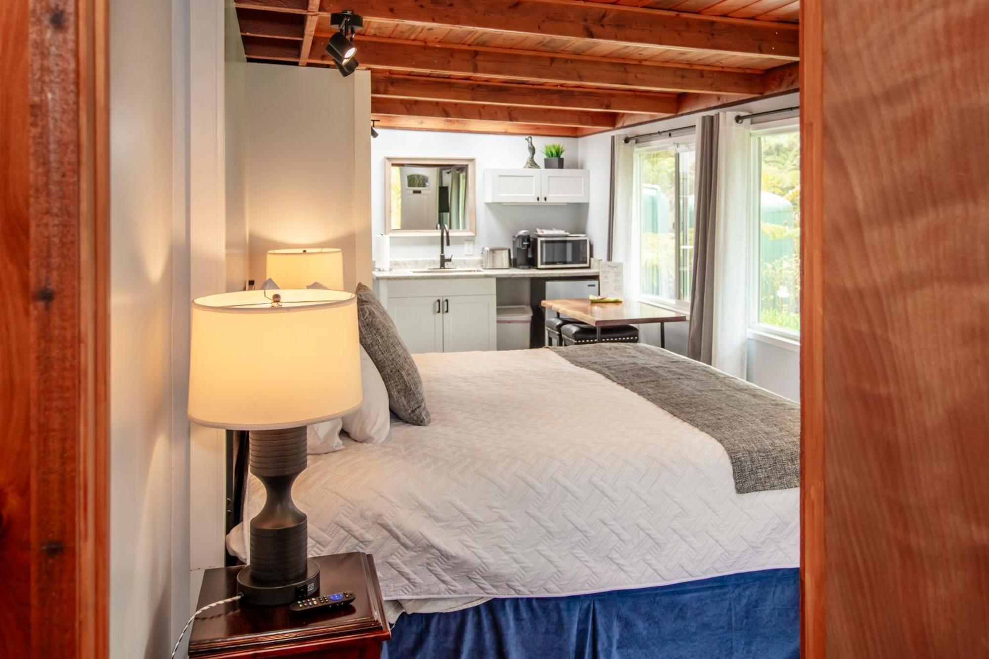 Aloha Junction Bed And Breakfast -Minutes Away From Hawaii Volcanoes National Park المظهر الخارجي الصورة