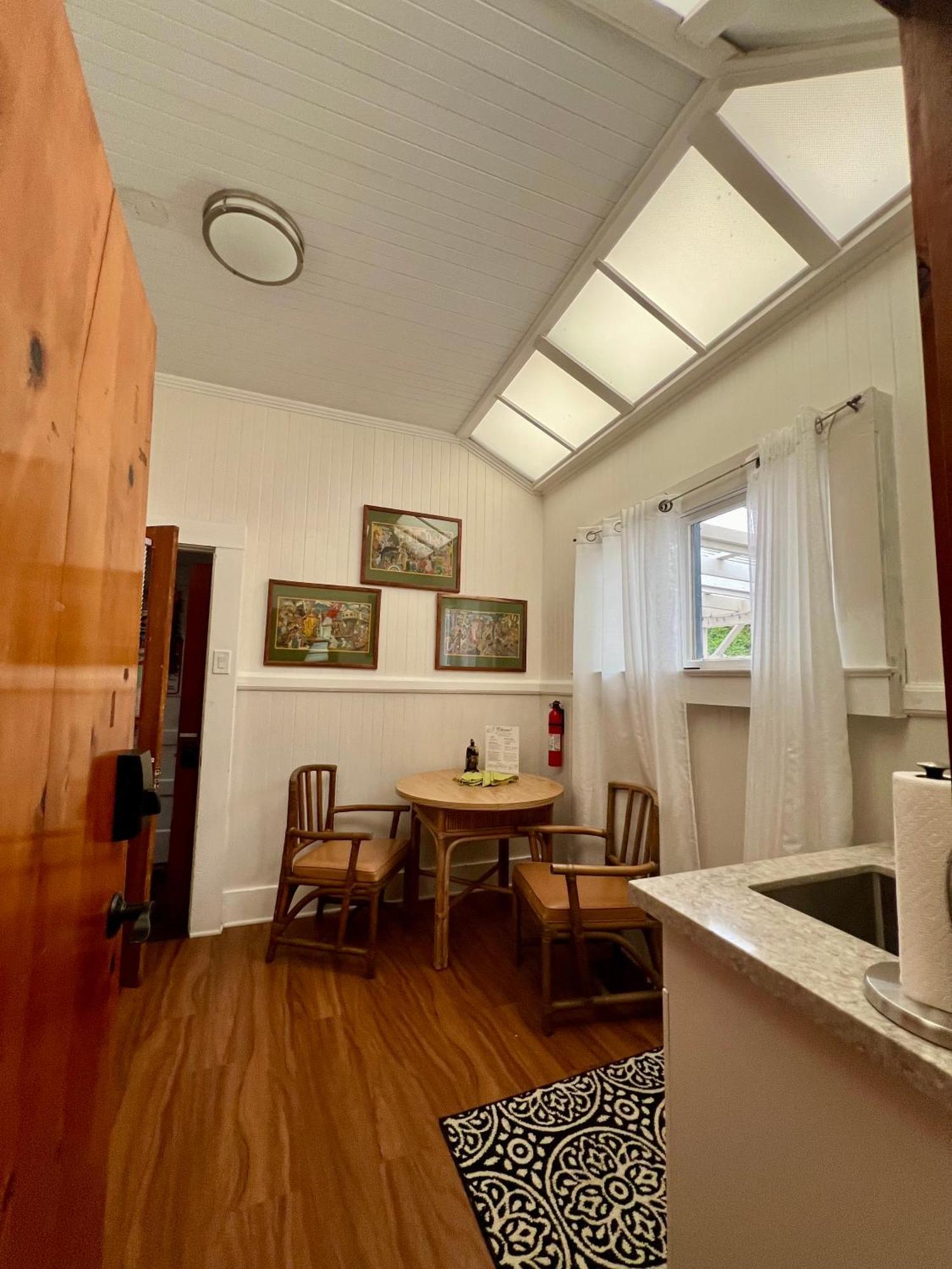 Aloha Junction Bed And Breakfast -Minutes Away From Hawaii Volcanoes National Park المظهر الخارجي الصورة