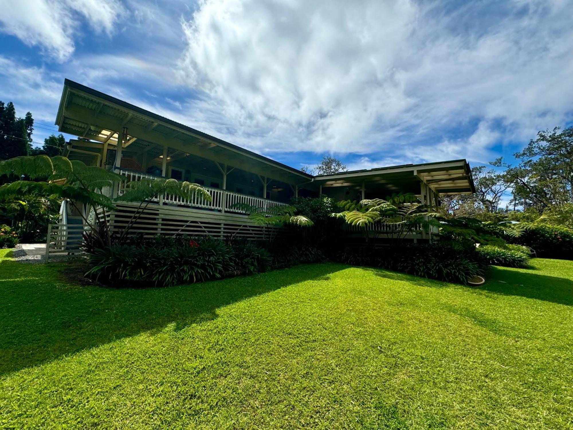 Aloha Junction Bed And Breakfast -Minutes Away From Hawaii Volcanoes National Park المظهر الخارجي الصورة